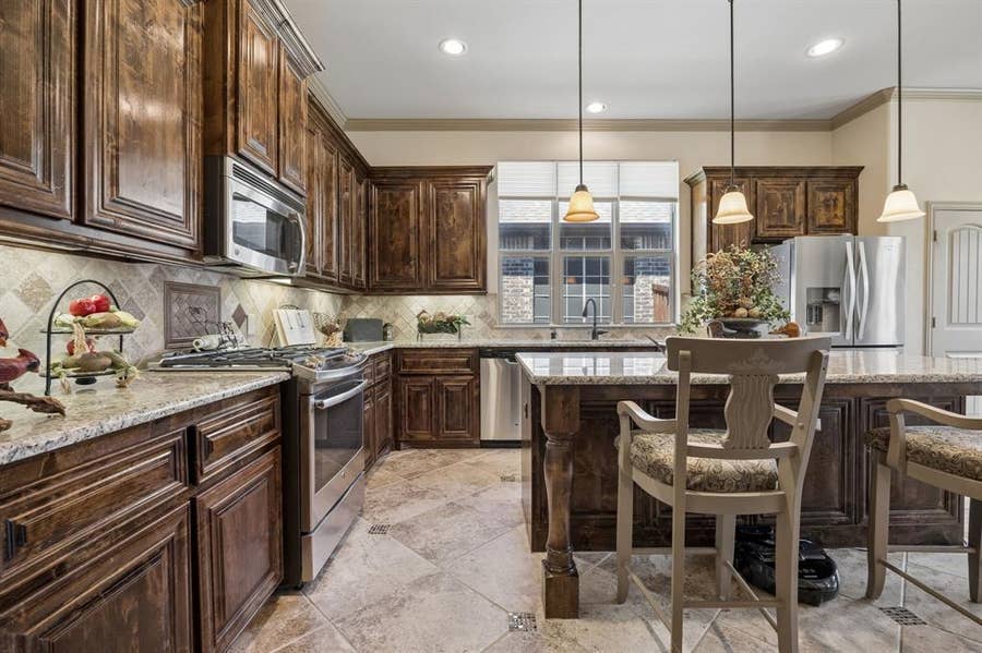 Property photo for 586 Bordeaux Drive, Rockwall, TX