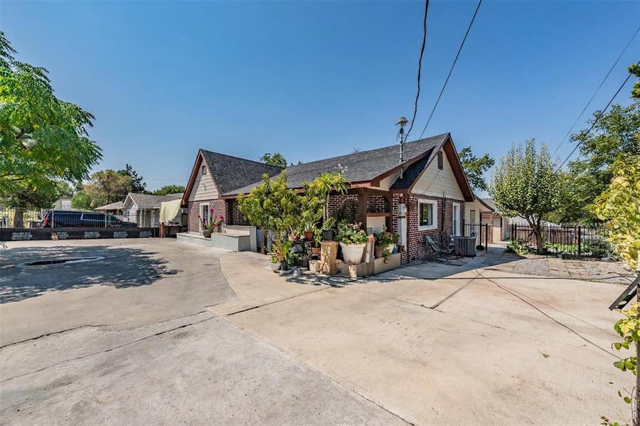 Property photo for 1603 Whitaker Avenue, Dallas, TX