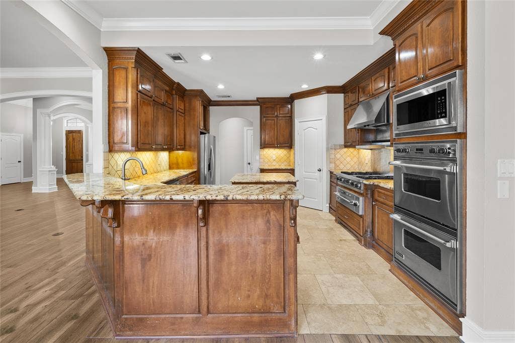 2322 Kingsmill Circle, Tyler, TX 75703 2322 Kingsmill Circle, Tyler, TX 75703