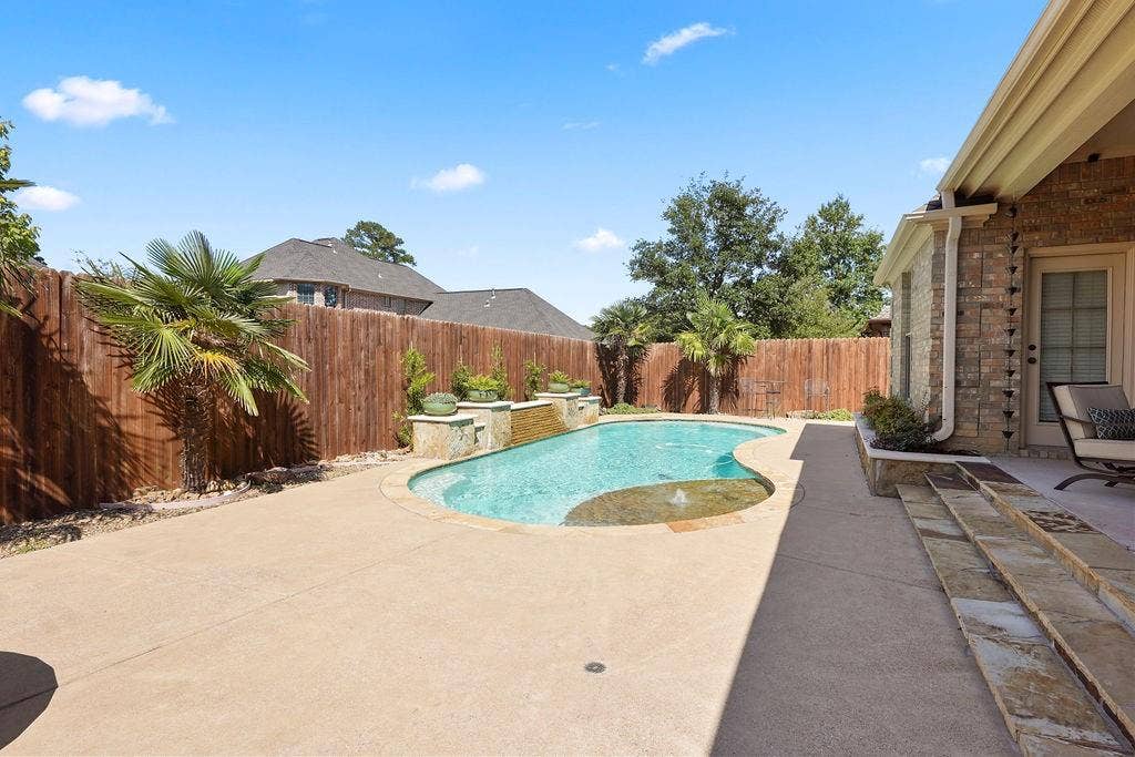 2322 Kingsmill Circle, Tyler, TX 75703 2322 Kingsmill Circle, Tyler, TX 75703