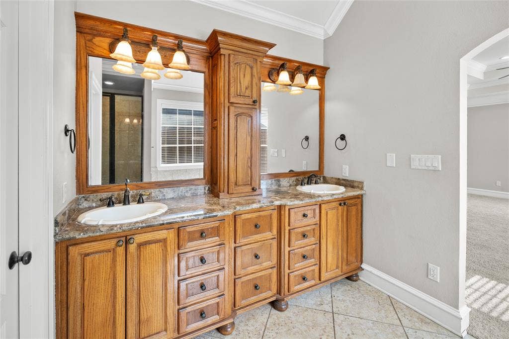 2322 Kingsmill Circle, Tyler, TX 75703 2322 Kingsmill Circle, Tyler, TX 75703
