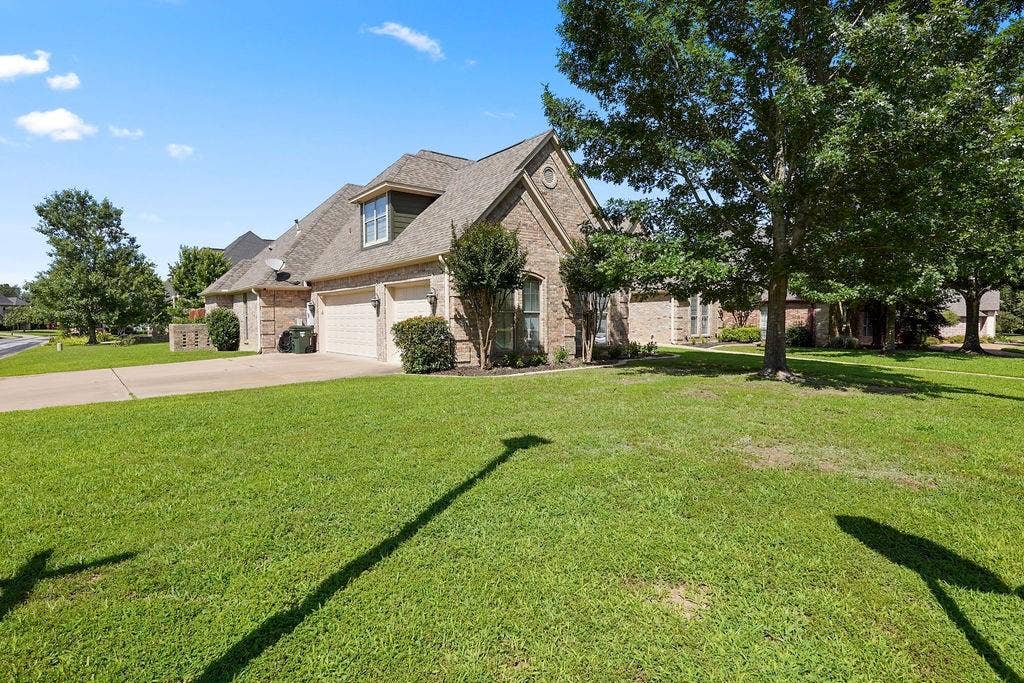 2322 Kingsmill Circle, Tyler, TX 75703 2322 Kingsmill Circle, Tyler, TX 75703
