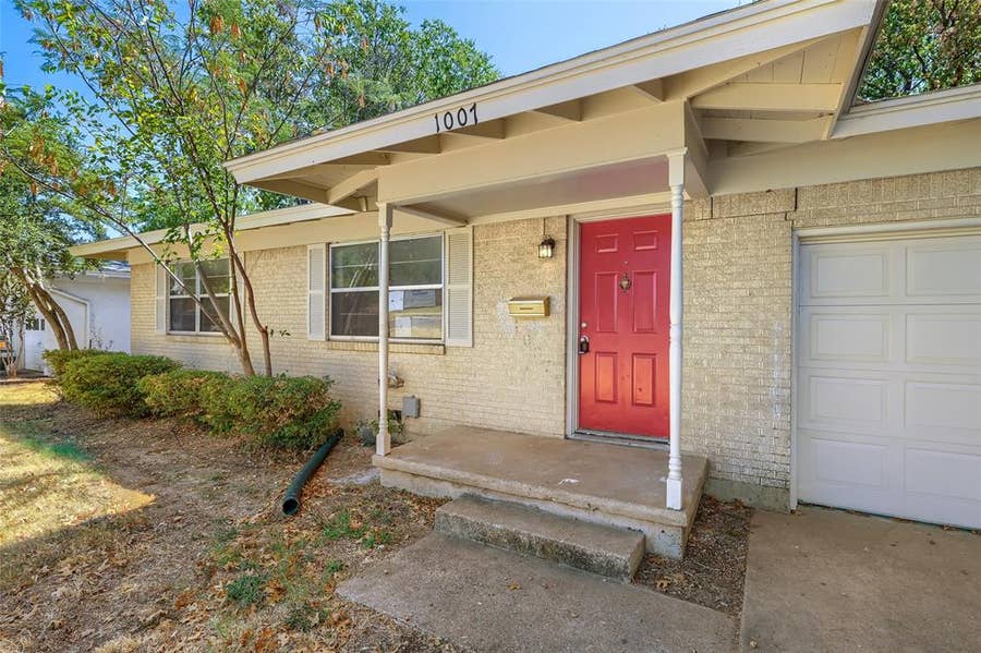 Property photo for 1007 Westway Street, Denton, TX