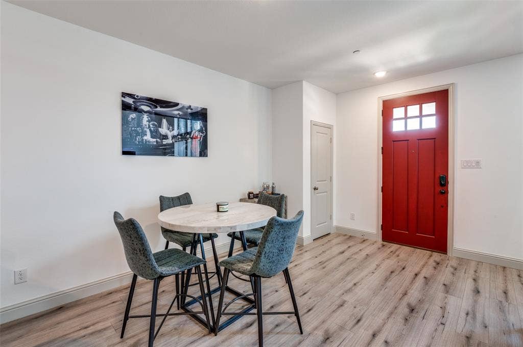 8725 Phoebe Road, Frisco, TX 75035 8725 Phoebe Road, Frisco, TX 75035