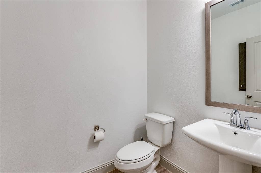 8725 Phoebe Road, Frisco, TX 75035 8725 Phoebe Road, Frisco, TX 75035