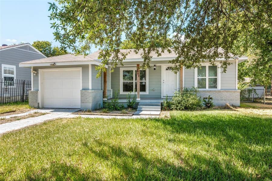 Property photo for 2661 Hudspeth Avenue, Dallas, TX