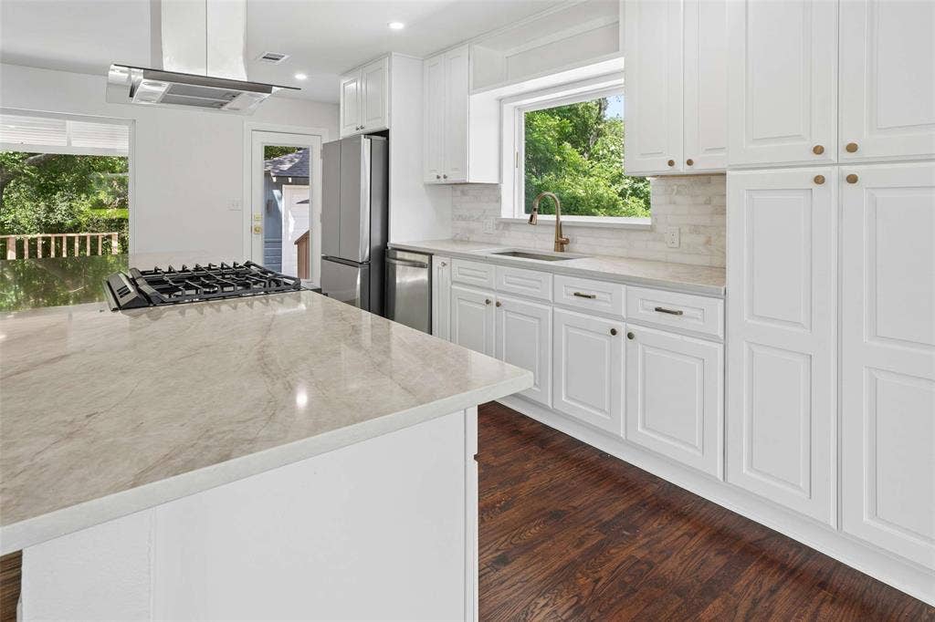 6615 Ridgemont Drive, Dallas, TX 75214 6615 Ridgemont Drive, Dallas, TX 75214