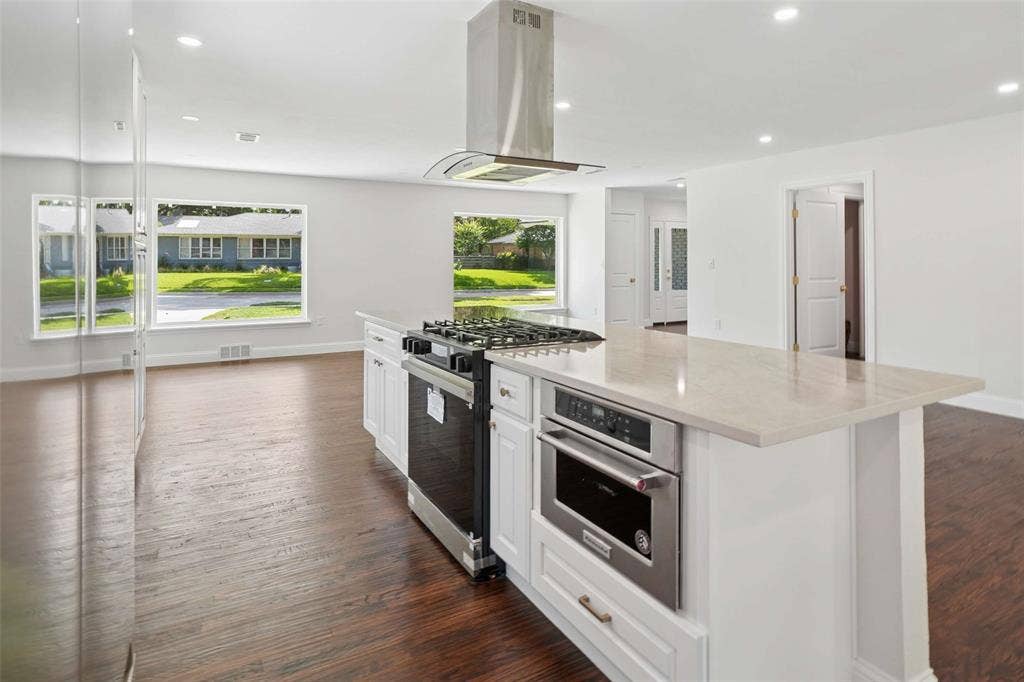 6615 Ridgemont Drive, Dallas, TX 75214 6615 Ridgemont Drive, Dallas, TX 75214