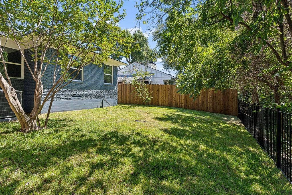 6615 Ridgemont Drive, Dallas, TX 75214 6615 Ridgemont Drive, Dallas, TX 75214