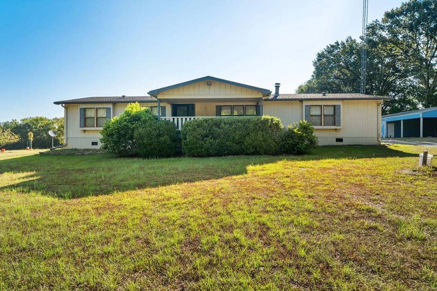 Property photo for 662 County Road 2325, Mineola, TX