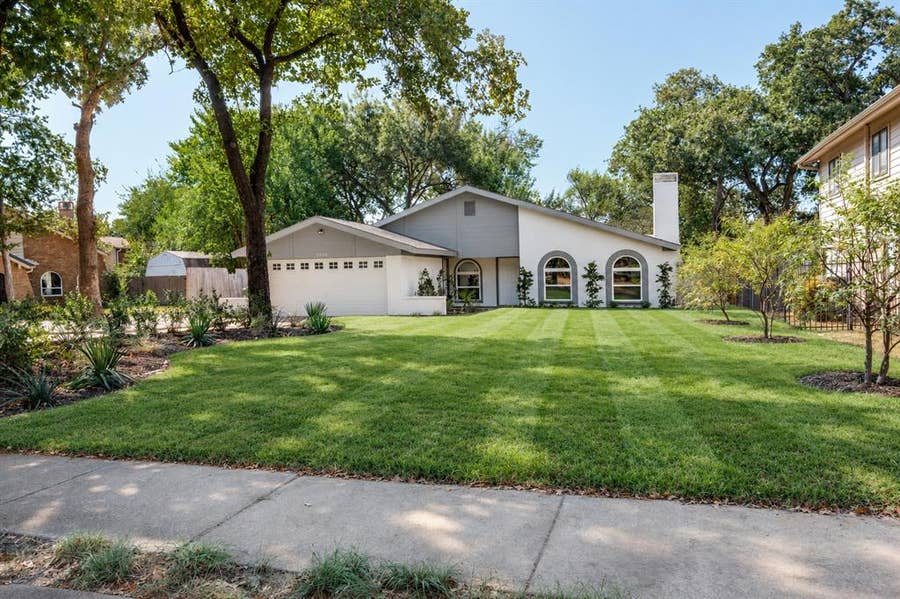 Property photo for 3004 Raintree Court, Bedford, TX