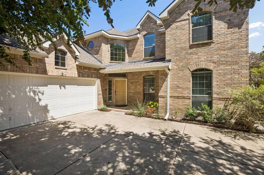 Property photo for 608 Saddlehorn Drive, McKinney, TX
