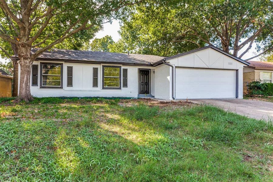 Property photo for 545 Panay Way Drive, Fort Worth, TX