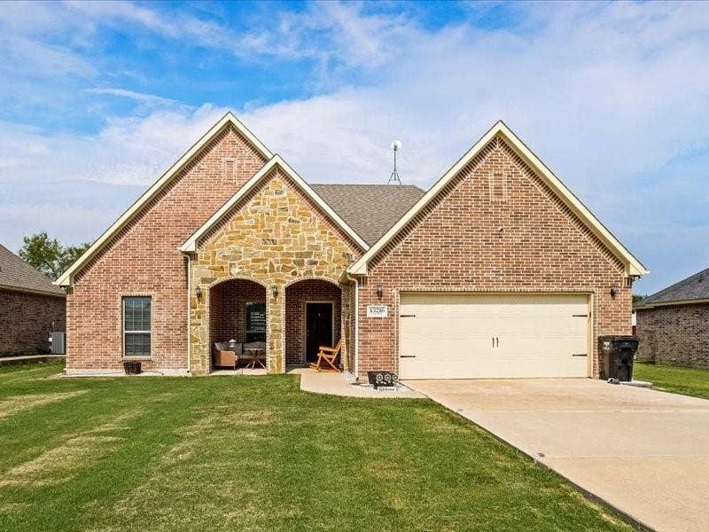 Property photo for 13216 County Road 237, Terrell, TX