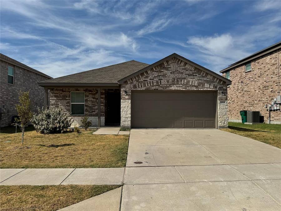Property photo for 1204 Autumn Mist Lane, Forney, TX