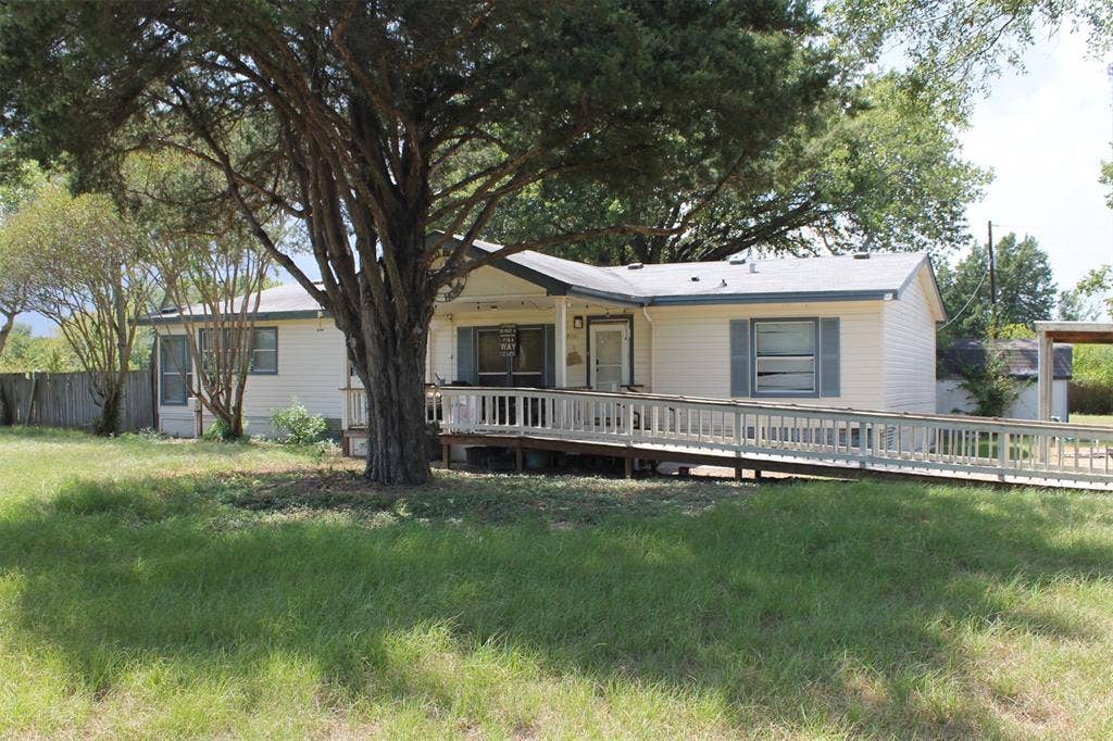 9201 Enchanted Oak Drive, Mabank, TX 75156 9201 Enchanted Oak Drive, Mabank, TX 75156