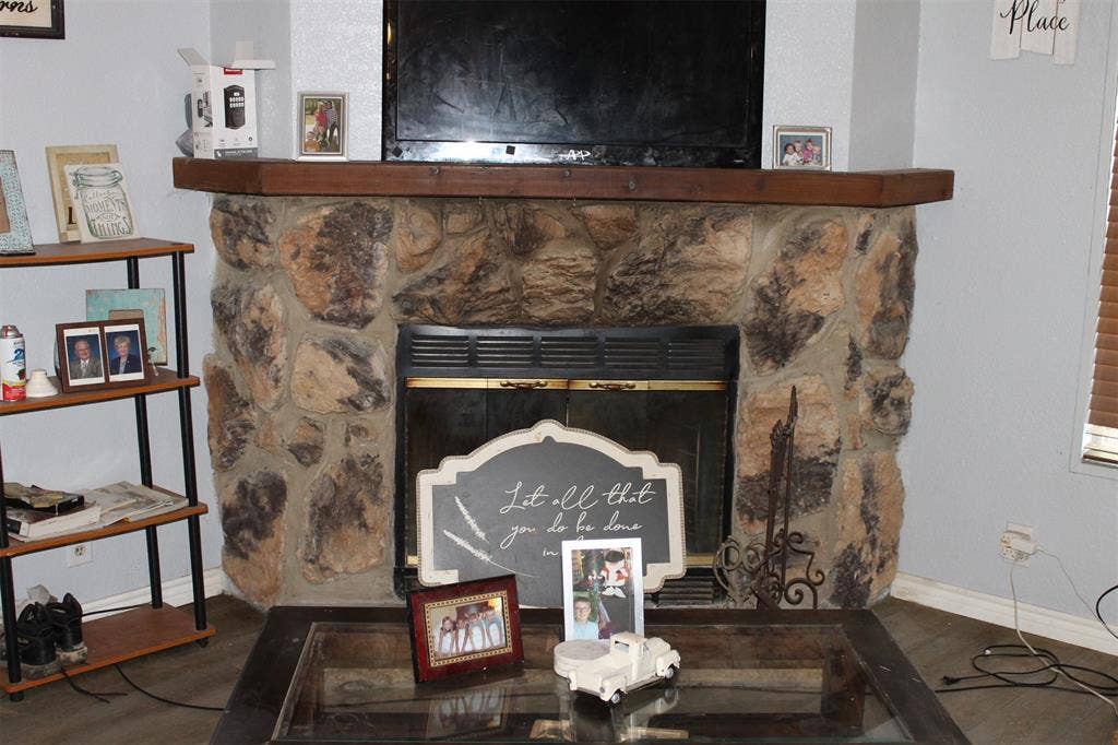 9201 Enchanted Oak Drive, Mabank, TX 75156 9201 Enchanted Oak Drive, Mabank, TX 75156