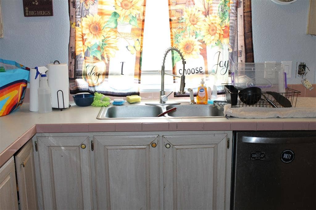 9201 Enchanted Oak Drive, Mabank, TX 75156 9201 Enchanted Oak Drive, Mabank, TX 75156