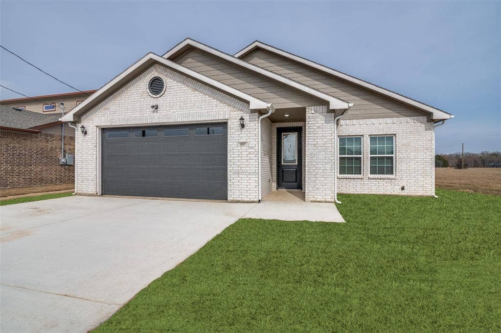 107 Scenic Road, Trinidad, TX 75163 107 Scenic Road, Trinidad, TX 75163