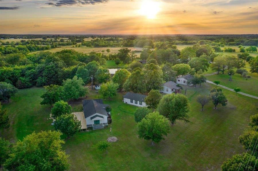 Property photo for 4588 SH 110, Grand Saline, TX