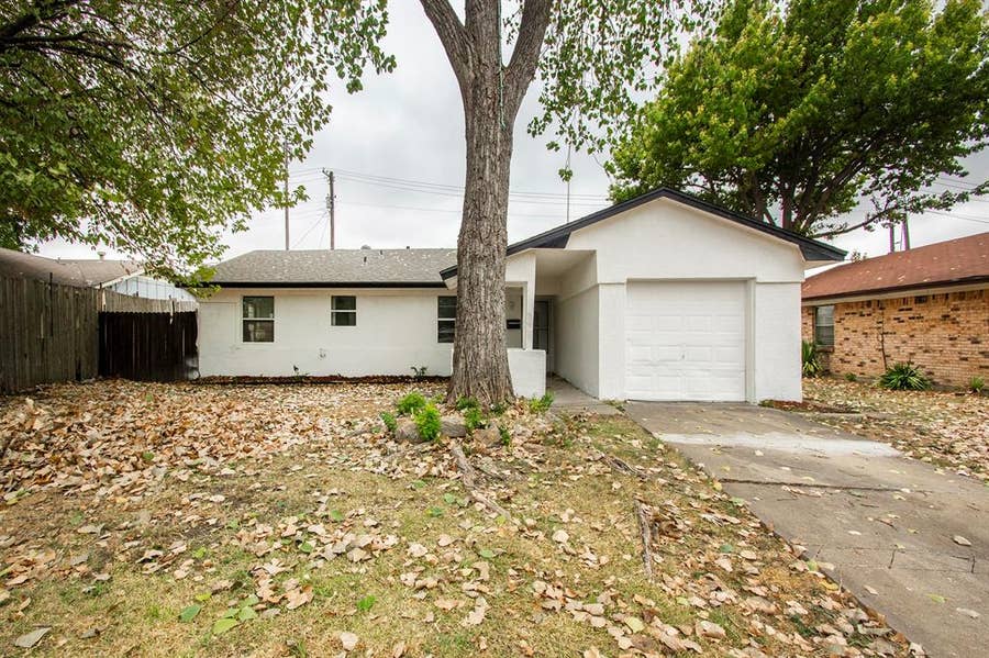 Property photo for 1113 Trellis Drive, Garland, TX