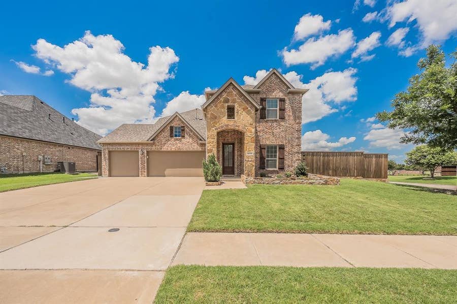 Property photo for 10700 Marble Falls Place, McKinney, TX
