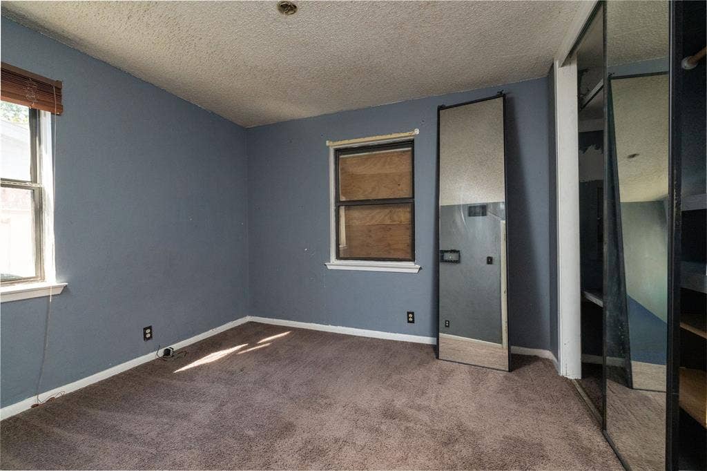 3264 Hillglenn Road, Dallas, TX 75228