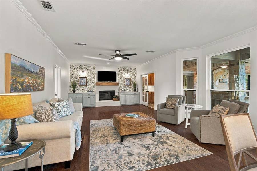 Property photo for 303 Highland Court, Double Oak, TX