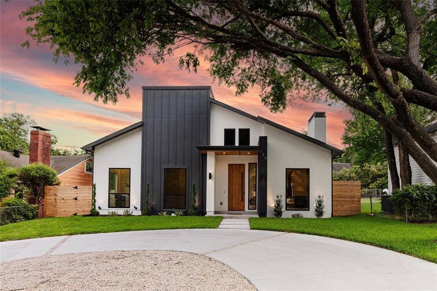 Property photo for 939 N Buckner Boulevard, Dallas, TX