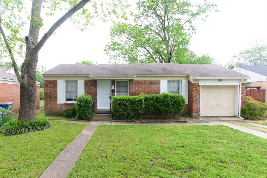 Property photo for 10433 Fern Drive, Dallas, TX