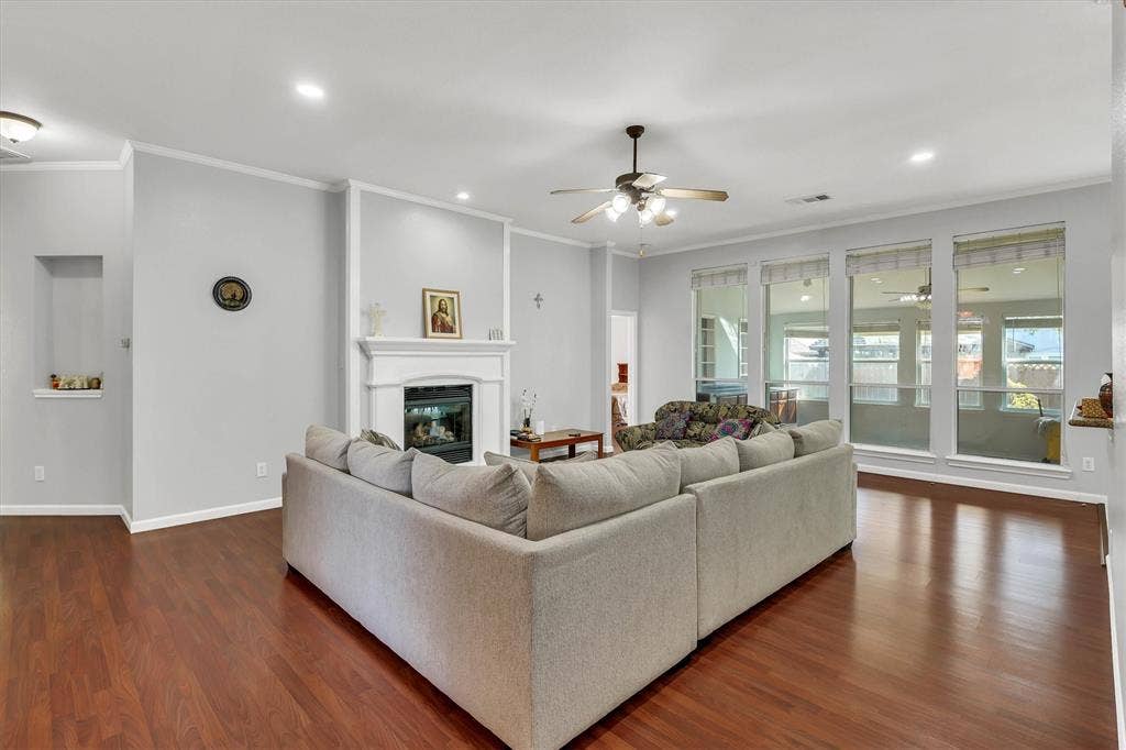 1506 Park Grove Drive, Irving, TX 75060 Wood-finish flooring throughout the space