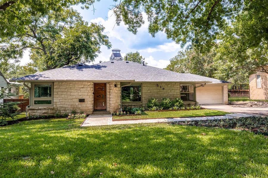 Property photo for 519 Northlake Drive, Dallas, TX