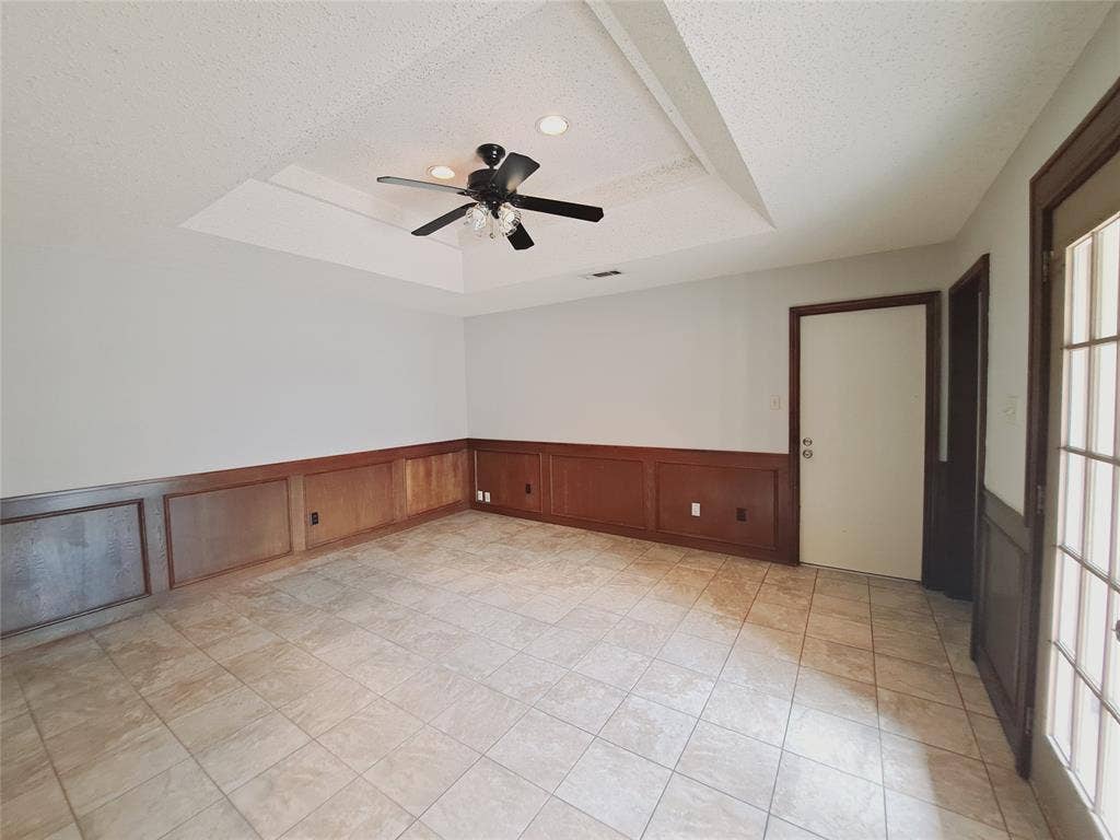 3917 Saint Christopher Lane, Dallas, TX 75287 3917 Saint Christopher Lane, Dallas, TX 75287