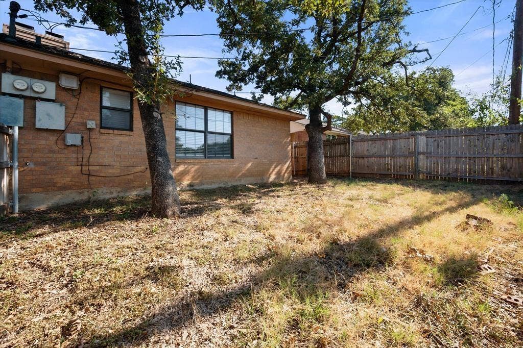 708 Woodland Court, Kennedale, TX 76060 708 Woodland Court, Kennedale, TX 76060