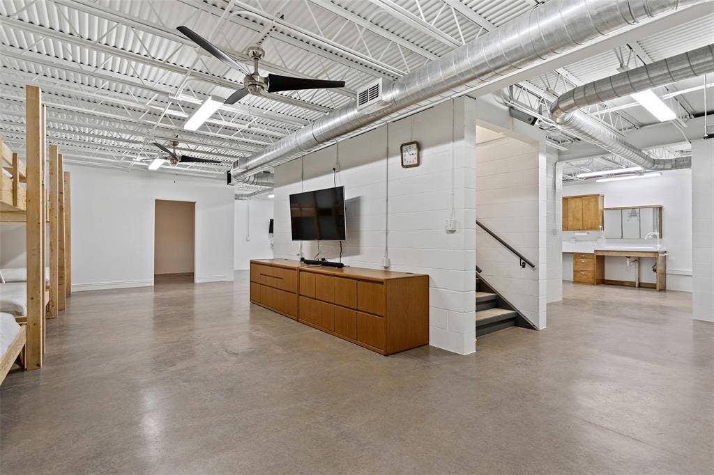 17379 County Road 318, Tyler, TX 75706 17379 County Road 318, Tyler, TX 75706