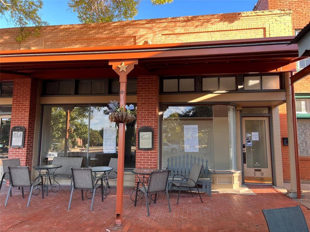189 Historic Town Square, Lancaster, TX 75146 New Businesses