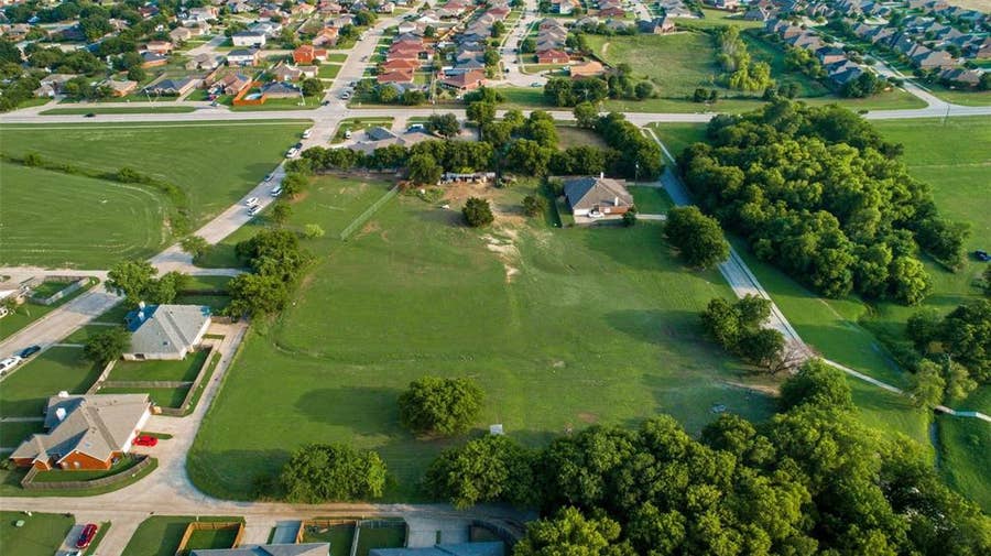Property photo for 800 Terrace Drive, DeSoto, TX