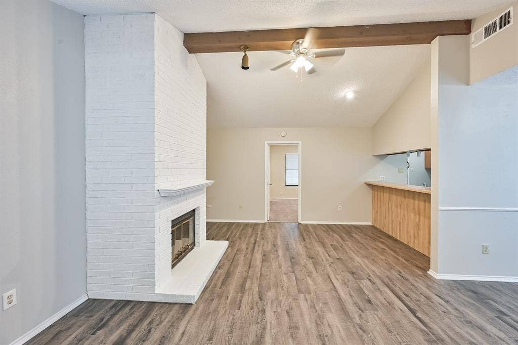 706 Woodland Court, Kennedale, TX 76060 106