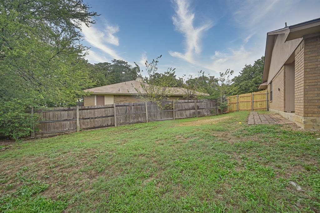 706 Woodland Court, Kennedale, TX 76060 106