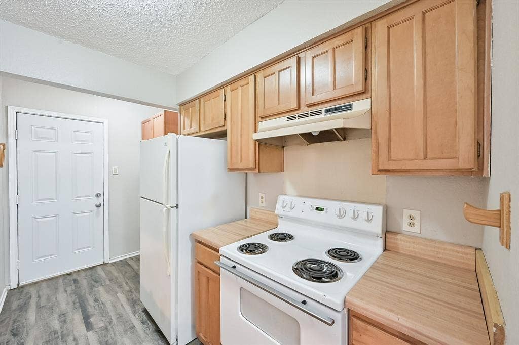 706 Woodland Court, Kennedale, TX 76060 106