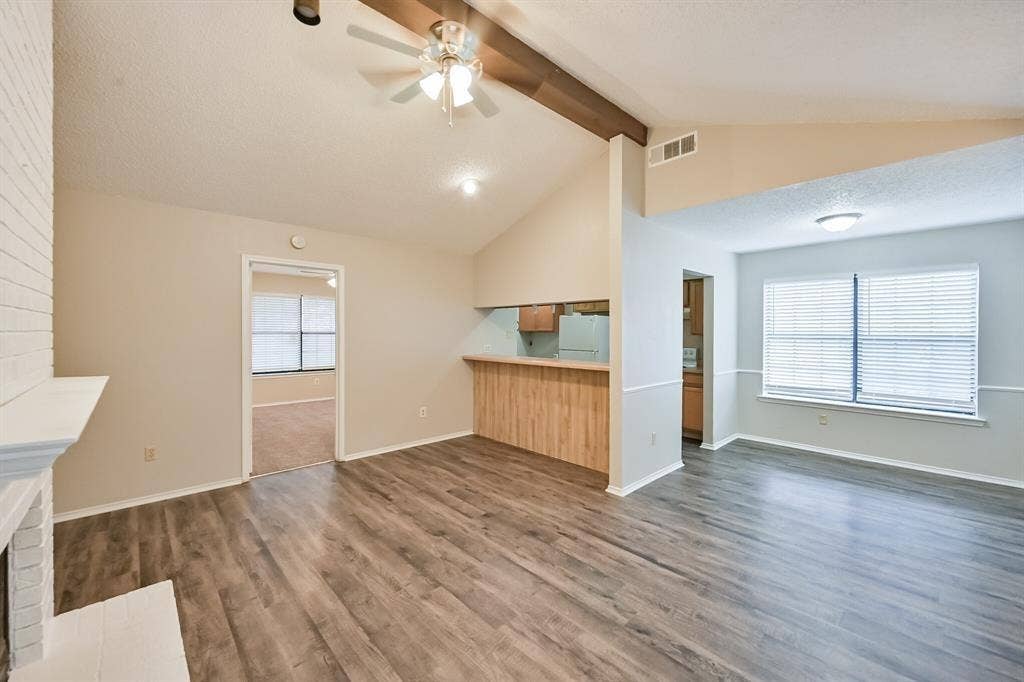706 Woodland Court, Kennedale, TX 76060 106