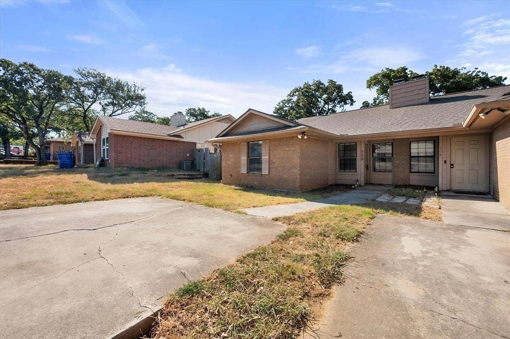 706 Woodland Court, Kennedale, TX 76060 108