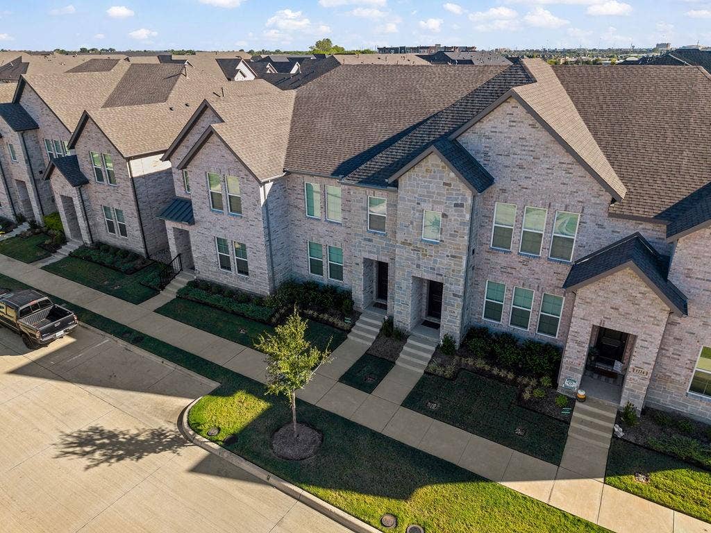 1228 Junction Drive, Allen, TX 75013 1228 Junction Drive, Allen, TX 75013