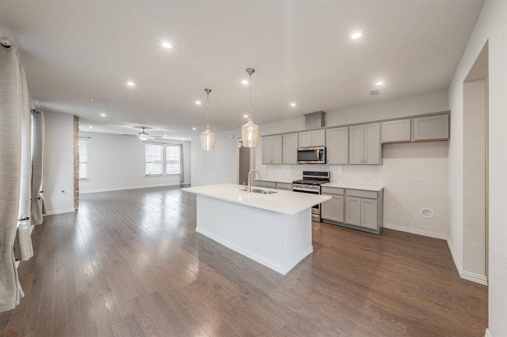 900 Pearl Place, Northlake, TX 76247 900 Pearl Place, Northlake, TX 76247