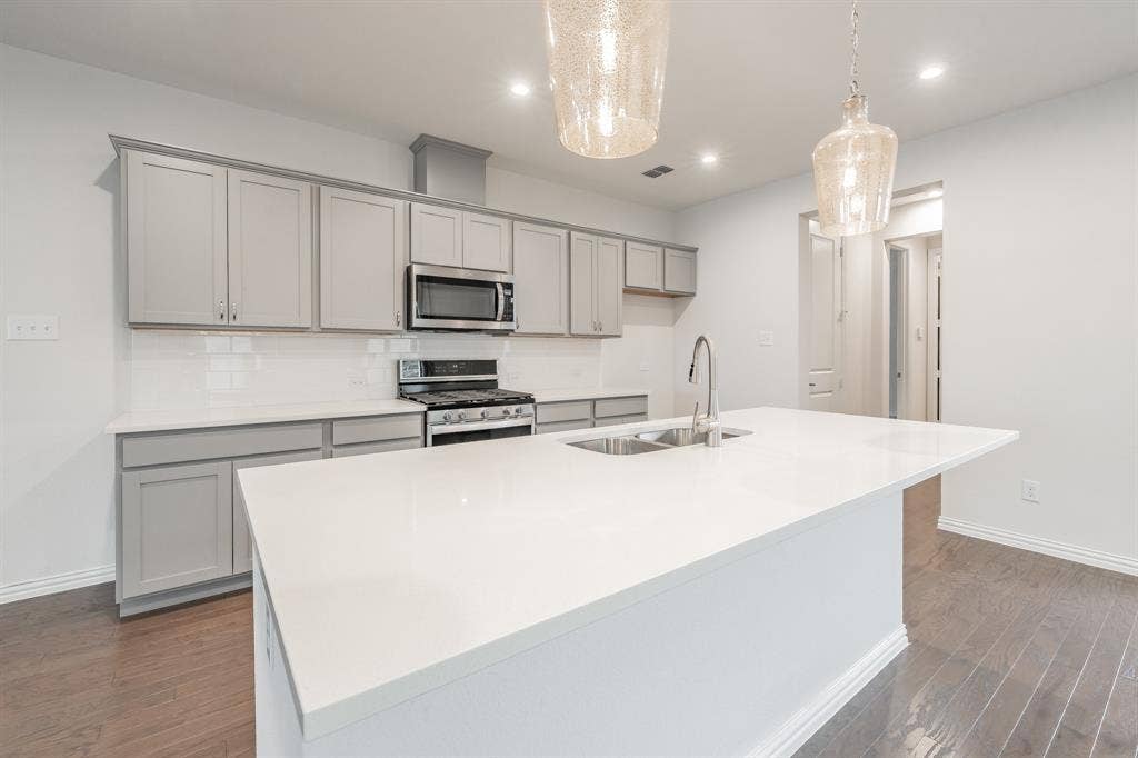 900 Pearl Place, Northlake, TX 76247 900 Pearl Place, Northlake, TX 76247