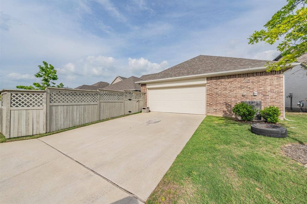 900 Pearl Place, Northlake, TX 76247 900 Pearl Place, Northlake, TX 76247