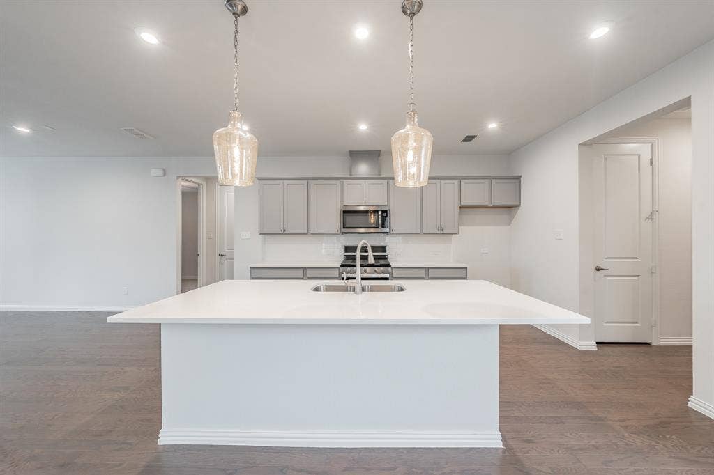 900 Pearl Place, Northlake, TX 76247 900 Pearl Place, Northlake, TX 76247