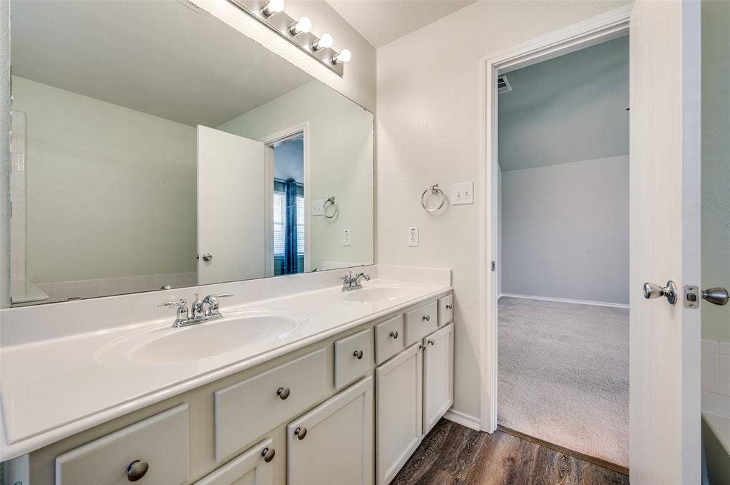 Dual Sinks