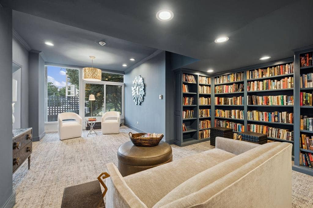 3883 Turtle Creek Boulevard, #909, Dallas, TX 75219 3883 Turtle Creek Boulevard, #909, Dallas, TX 75219
