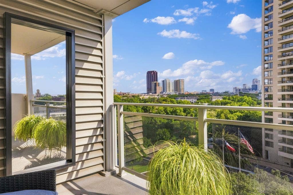 3883 Turtle Creek Boulevard, #909, Dallas, TX 75219 3883 Turtle Creek Boulevard, #909, Dallas, TX 75219